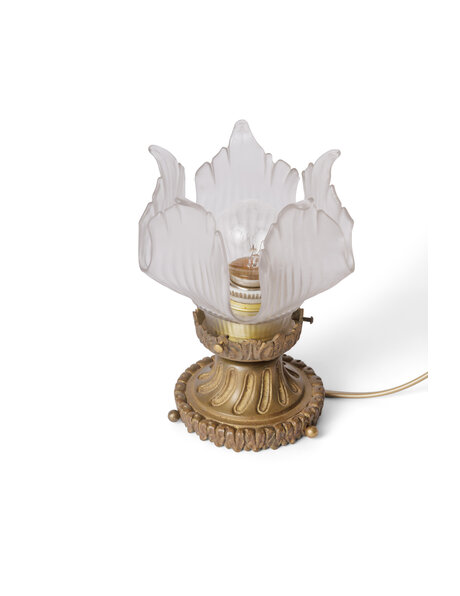 Classic brown copper accent light with tulip shade