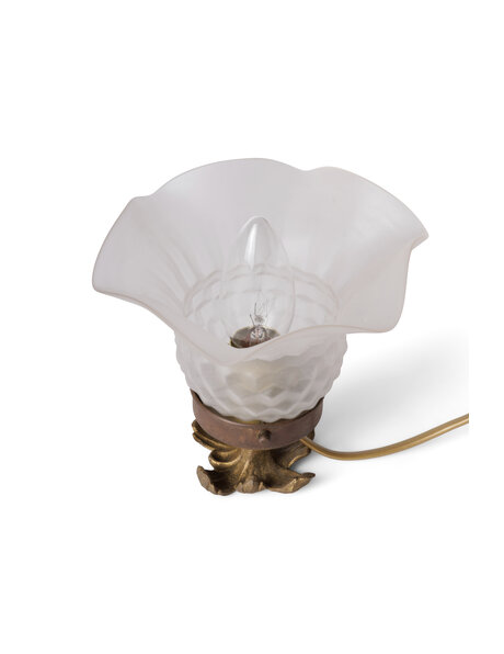 Table lamp frosted glass ruffled edge copper calyx base