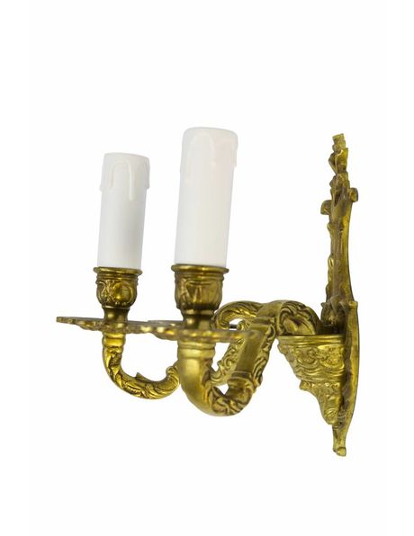 Classic wall lamp, candles crown