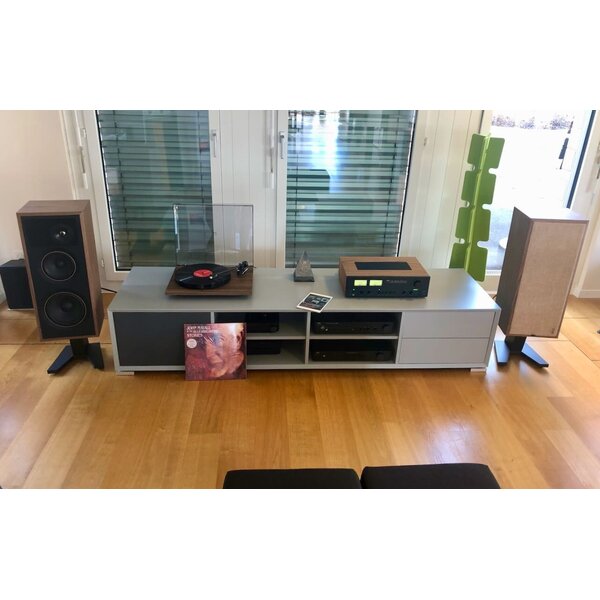 clic 242 HiFi Möbel