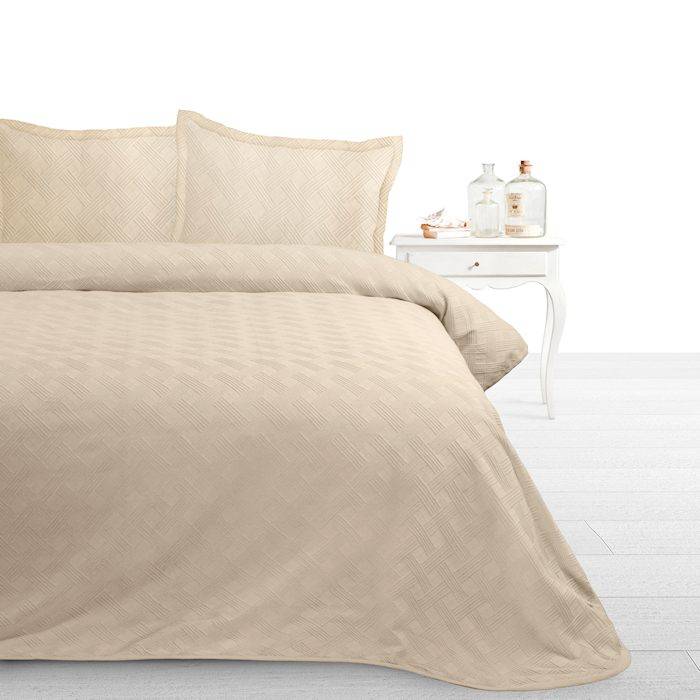 Fancy Embroidery Bedsprei Miriam C Cream fancy embroidery kopen in de aanbieding