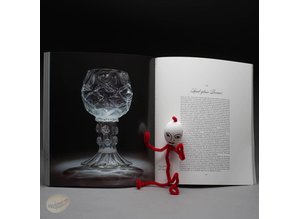 Masterpieces of Glass. A world history from the Corning Museum of Glass by Robert J. Charleston