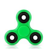 Stuff Certified® Giocattolo antistress standard Tri Fidget Hand Spinner Green