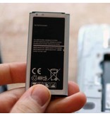 Stuff Certified® Batteria per Samsung Galaxy S5 Mini / Batteria di qualità A +