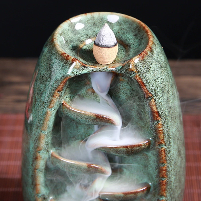 Aromaterapia Bruciatore di incenso ornamentale a cascata Riflusso -  Bruciatore di incenso a riflusso Feng Shui Decor Ornament Green