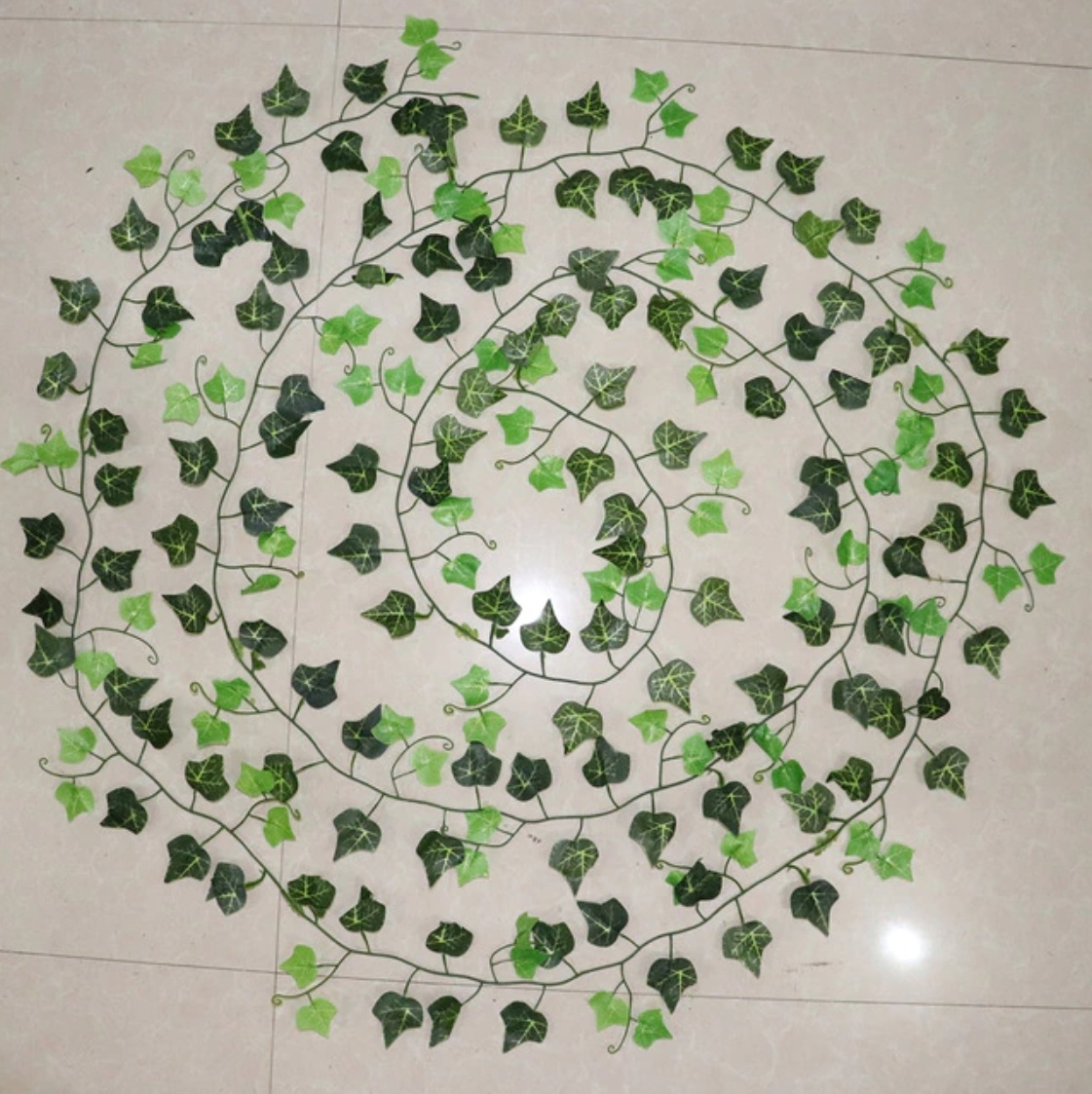 Ghirlanda di edera - Ornamento decorativo in seta con piante decorative