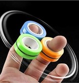 Stuff Certified® Fidget Spinner ad anello magnetico in confezione da 3 - Giocattolo con spinner manuale antistress Viola-Verde-Rosso