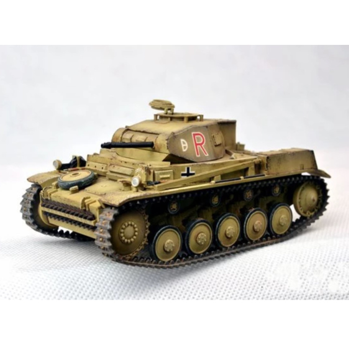 1:35 Panzer Kampfwagen II Kit de construcción de tanques - Alemán Panther Army Plastic Hobby Modelo de bricolaje 35009