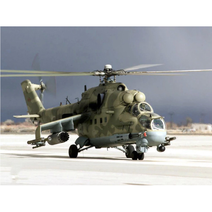 Helicóptero de combate trasero Mil Mi-24P a escala 1:48 - Kit de construcción Helicóptero del ejército ruso Hobby de plástico Modelo de bricolaje 80311