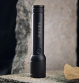 Philips Taschenlampe mit Zoom – wiederaufladbares USB-Hochleistungs-LED-Licht, Schwarz