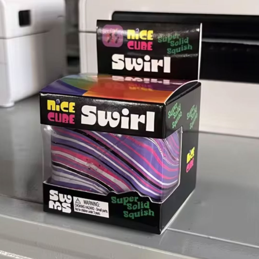 Stuff Certified® Nice Cube - Cubo antistress a forma di cubo - Malleabile - Morbido e sensoriale - Viola e rosa