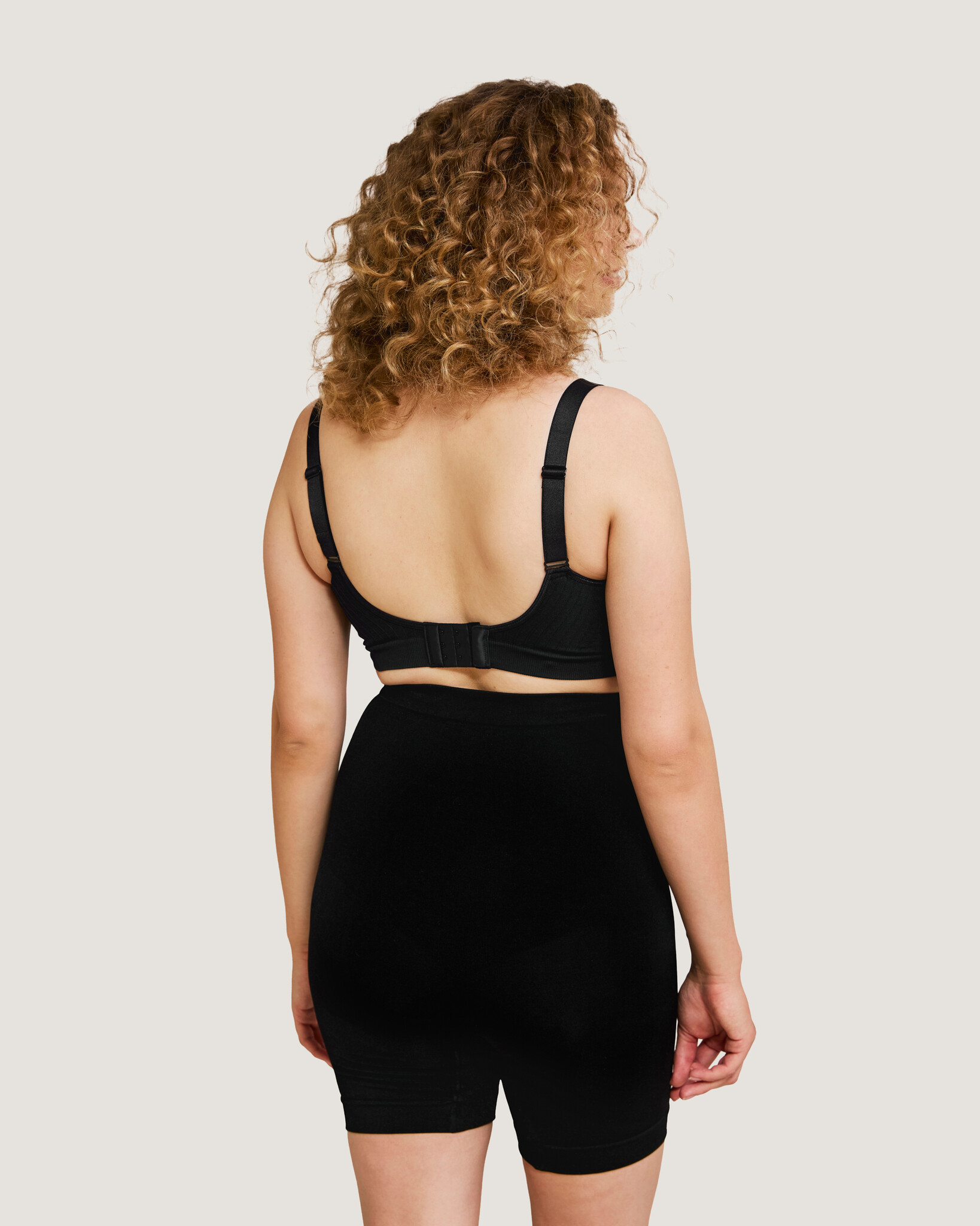 Carriwell Carriwell Meegroei - & Voedingsbh Carri-Gelbeugel - Zwart