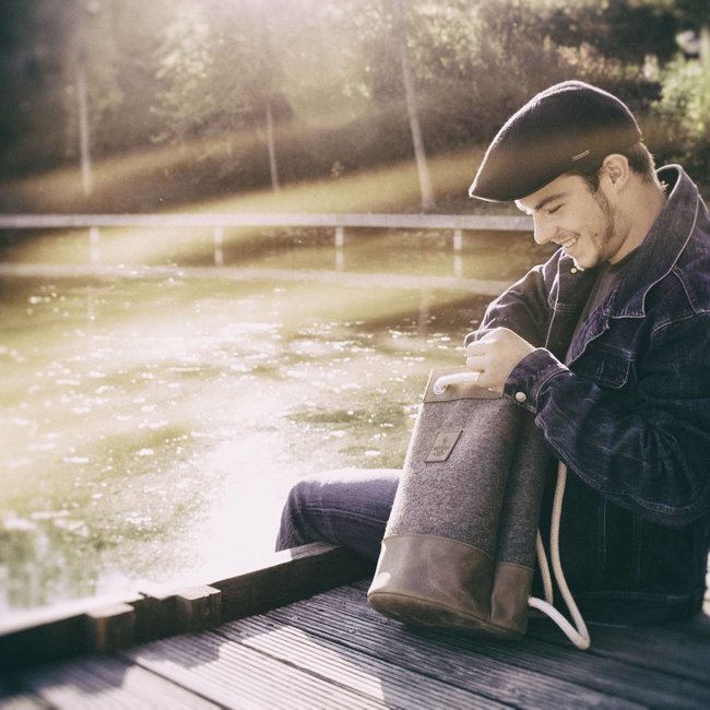 duffel bag, backpack, gym bag felt nature mixed / leather „hazel” – MEERWERK as a daypack or sports bag women and men