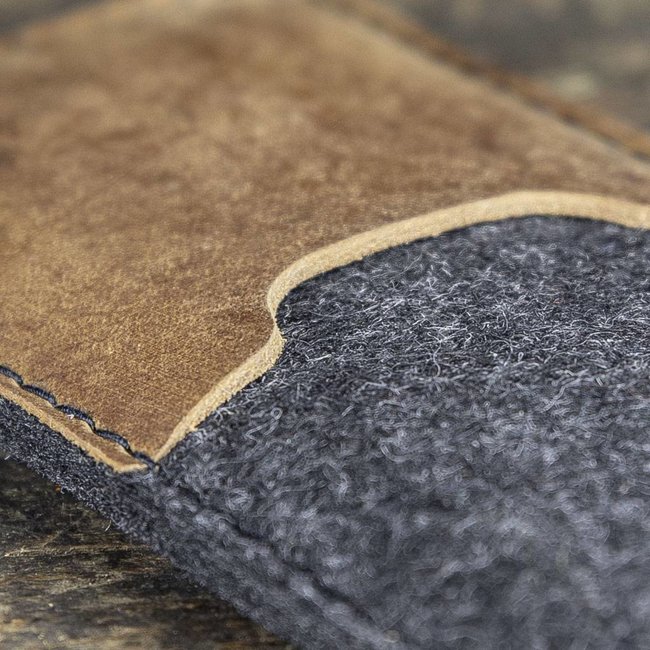 Vintageleder & Filz iPhone Hülle