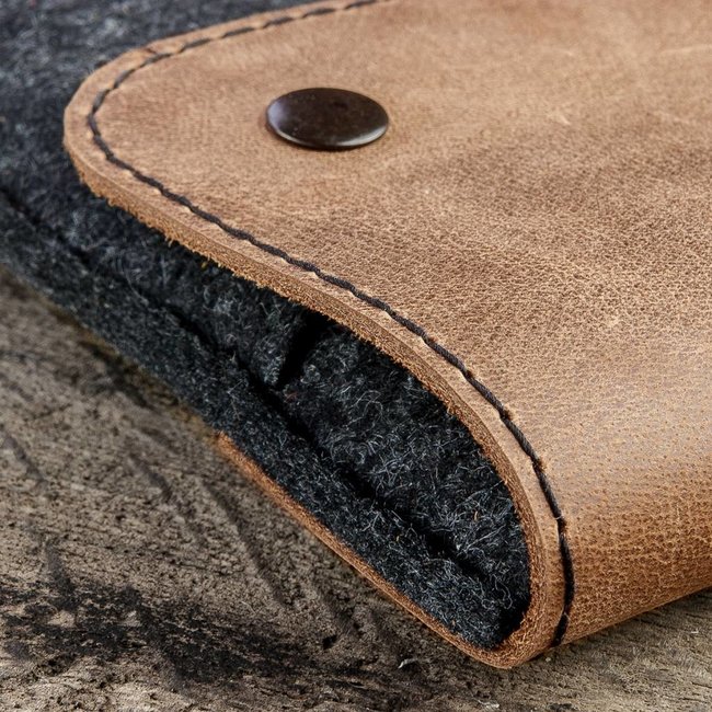 leather felt case, sleeve for Microsoft Surface rustic appearance