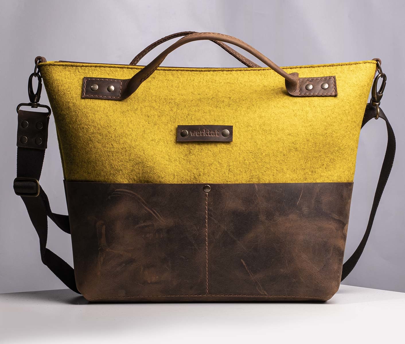 work satchel leather & felt, womens bag GROSSRAUMBUERO leather & felt bags cases sleeves