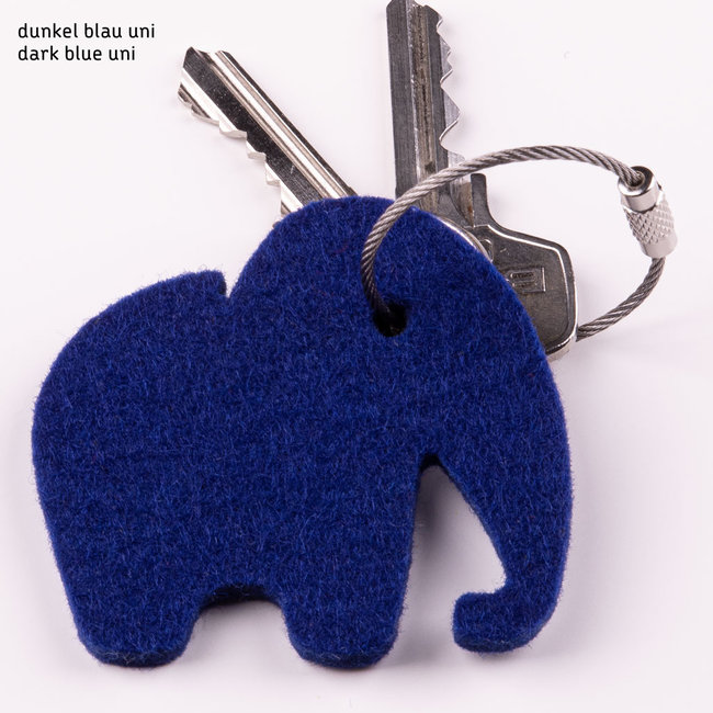 Elephant keychain of felt