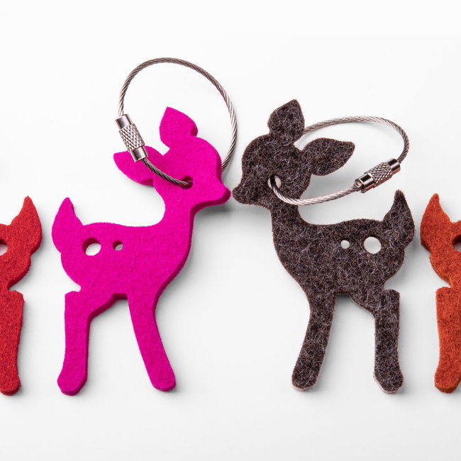 Deer keychain made of felt