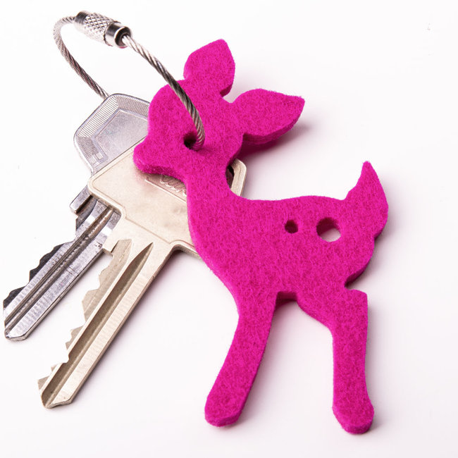 Deer keychain made of felt