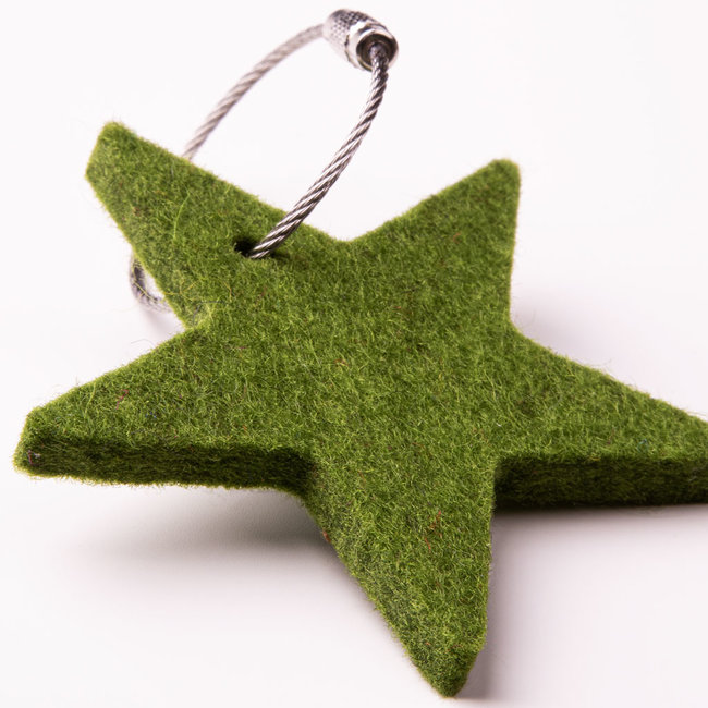 star keychain made of felt