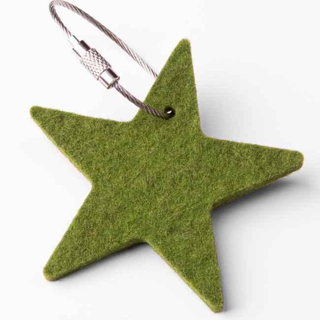 star keychain made of felt