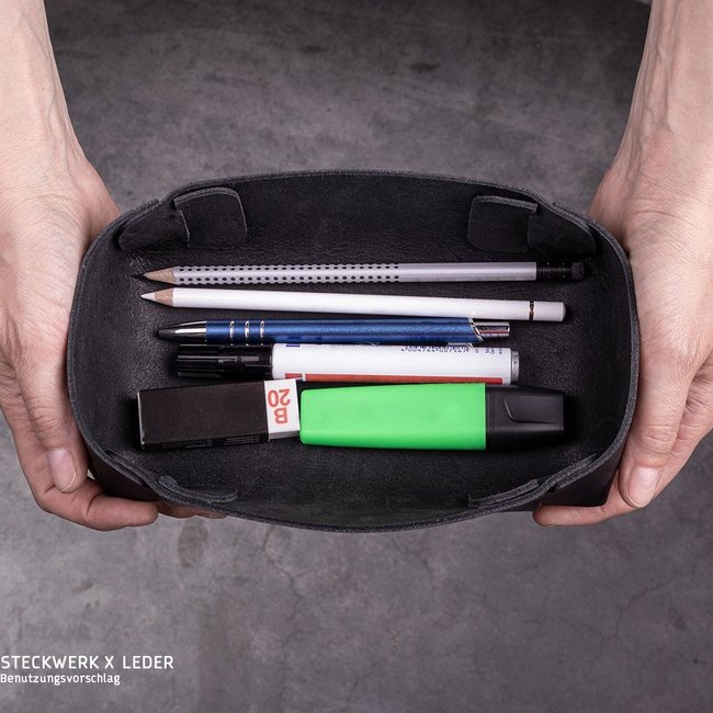 Leather basket small