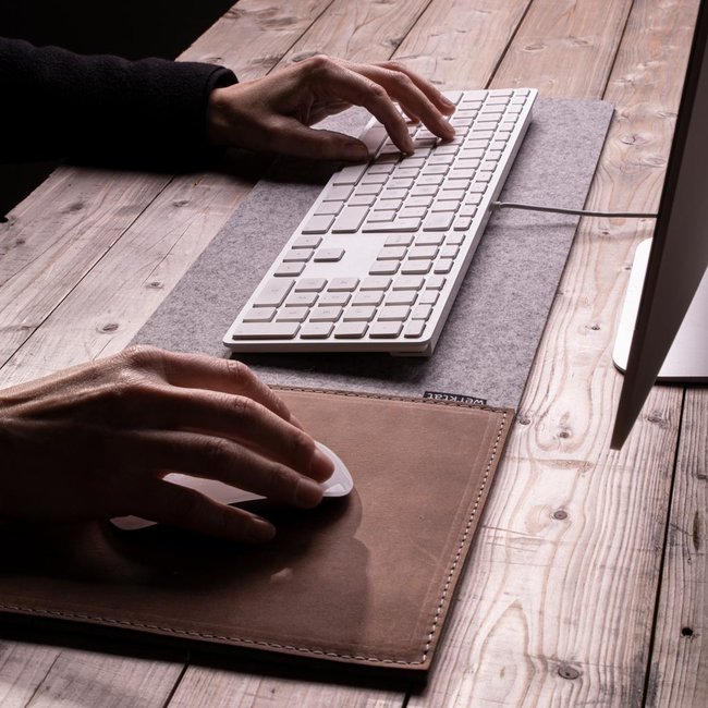 Keyboard pad felt with leather mouse pad