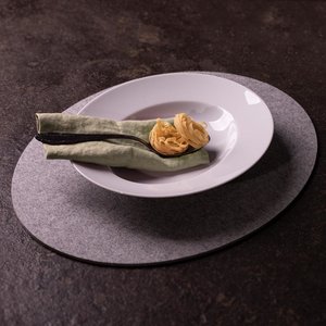 oval placemat felt