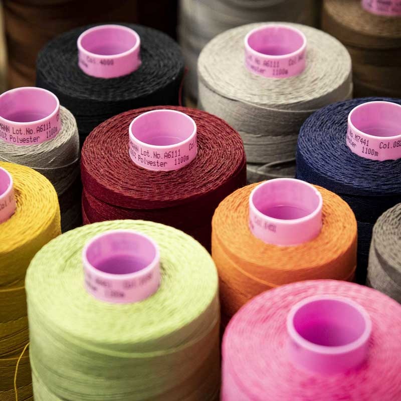 Thread spools