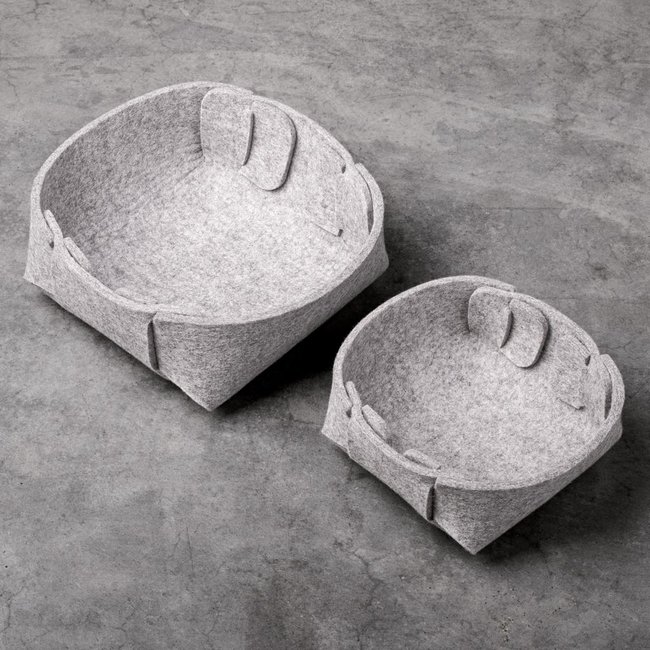 Basket of felt small