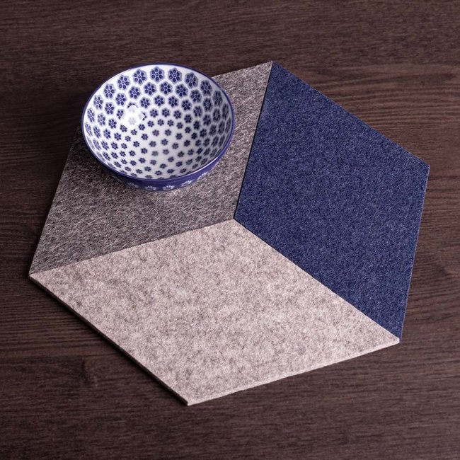 Diamond coaster in felt