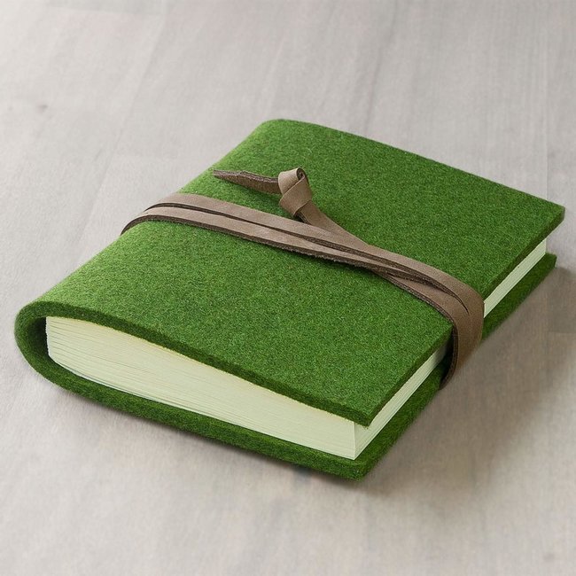 notebook felt with leather band