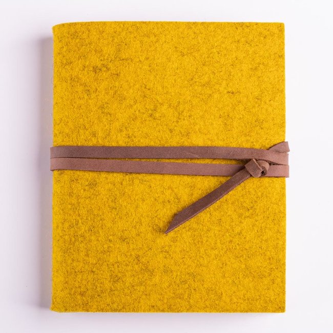 notebook felt with leather band