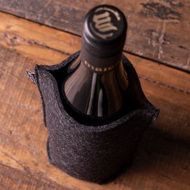 wine bottle cooler in felt – sleeve