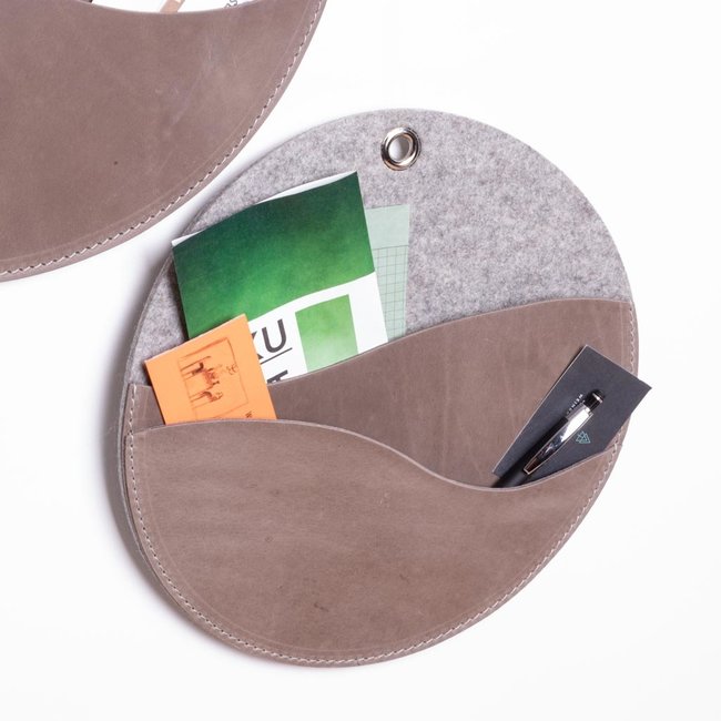 Wandtasche rund aus Leder & Filz
