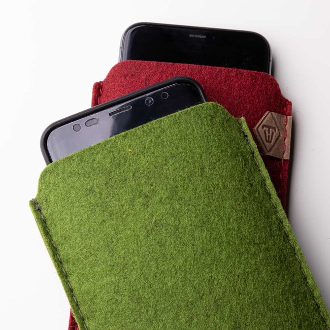 Phone sleeve felt