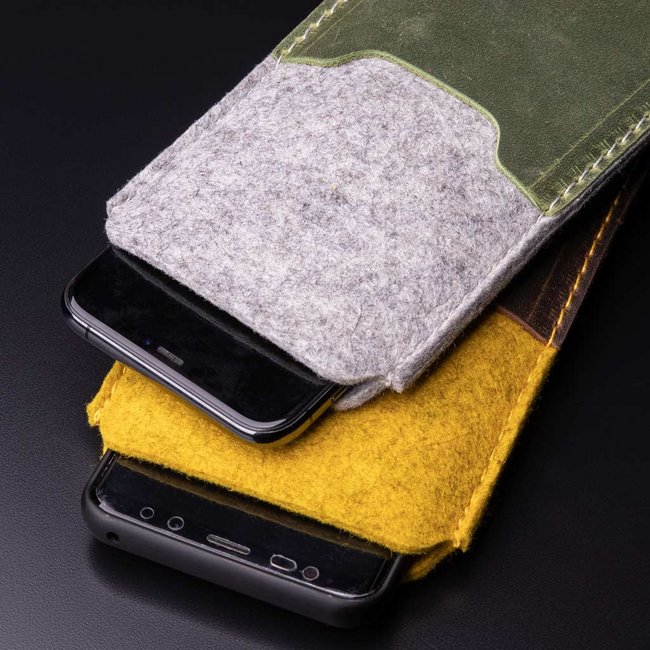 Phone case felt & leather