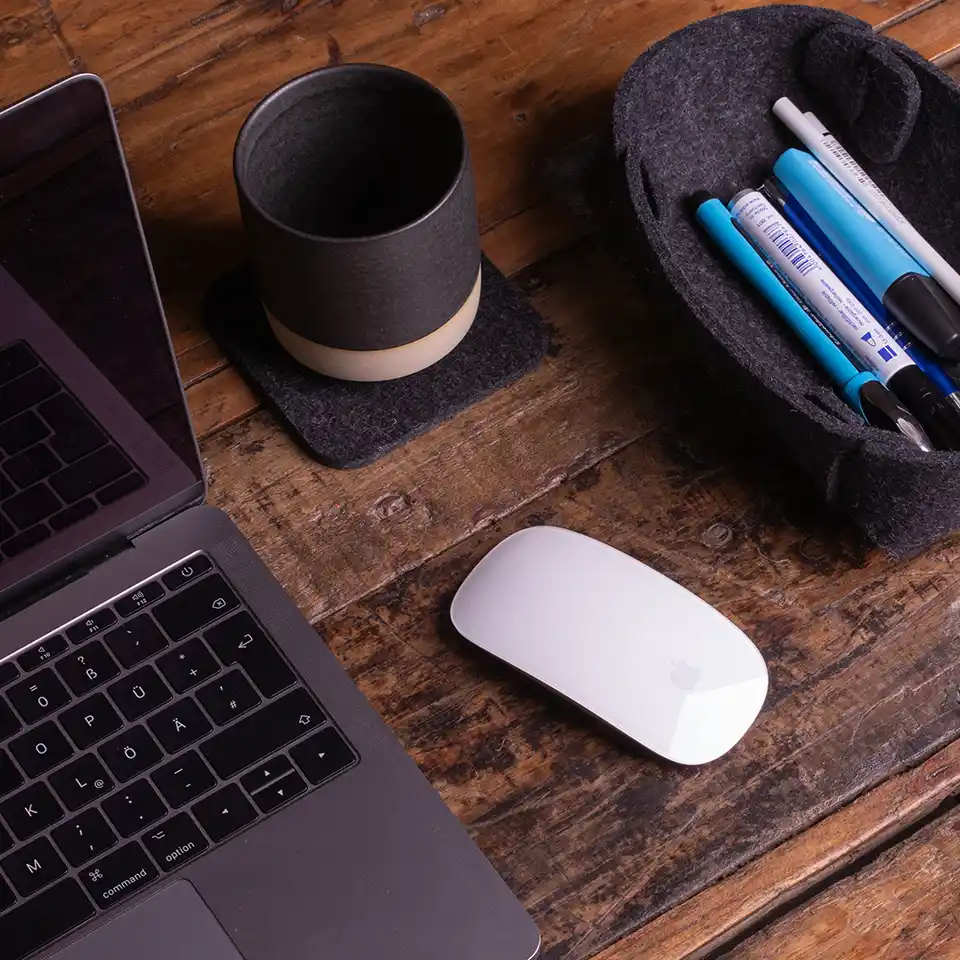 Products for the office and desk with pen tray