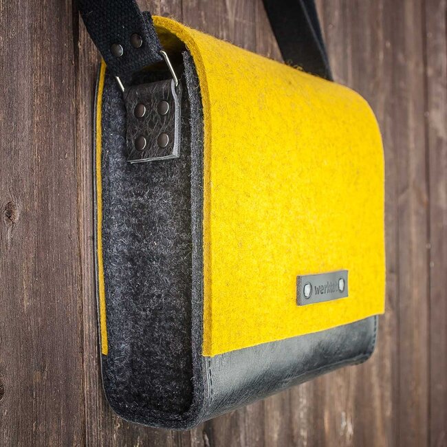 Compact Crossbody bag of wool felt and genuine leather – EMIL