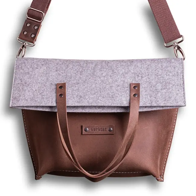 Foldover shoulder bag for women of leather & felt