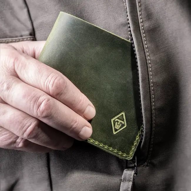 Men's leather wallet