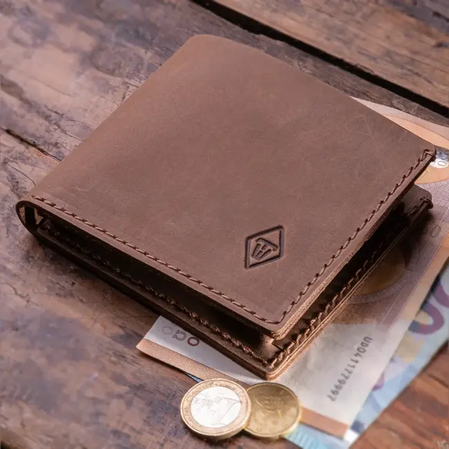 Men's leather wallet