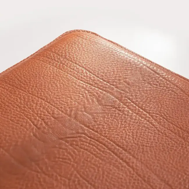 Sitzkissen aus Leder quadratisch mit Filz