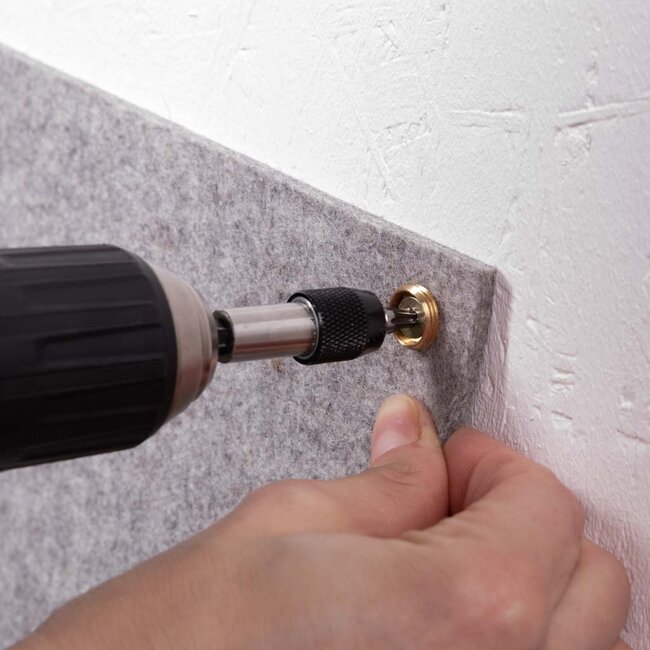 Screw caps – mounting hardware for felt