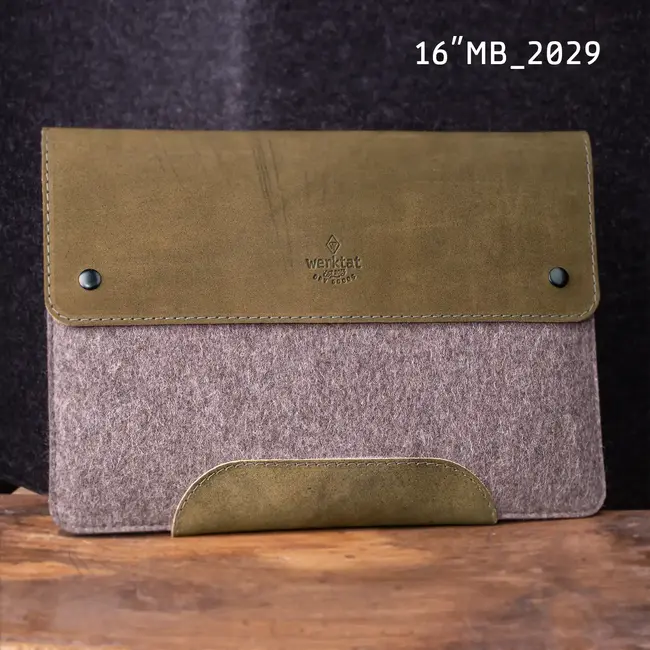 16 inch MacBook Pro case unique