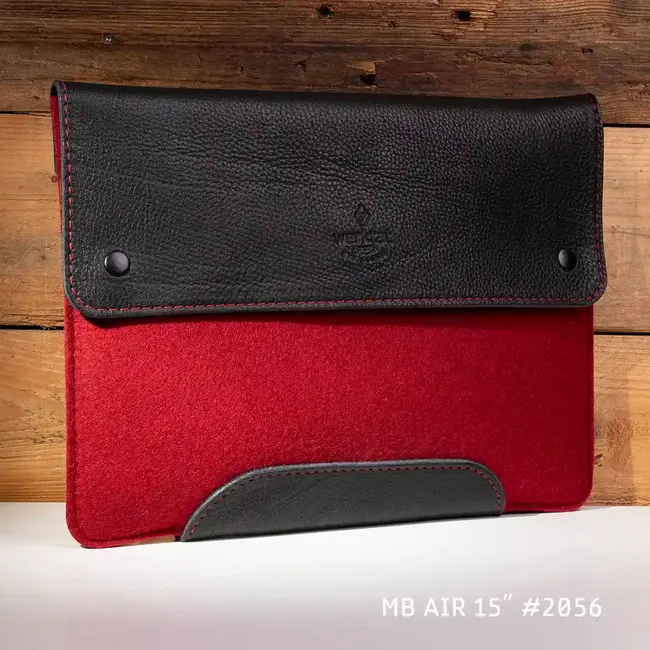 uniquely: MacBook Air 15 inch case