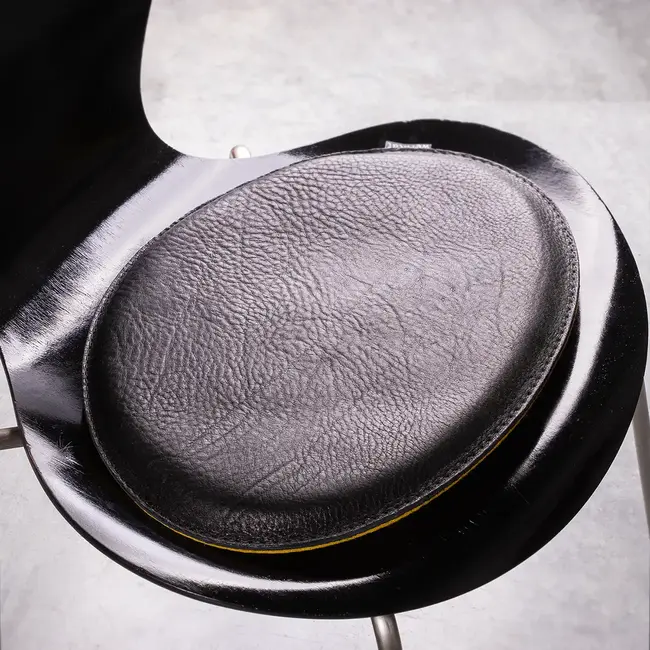Seat cushion leather for Serie 7, Fritz Hansen