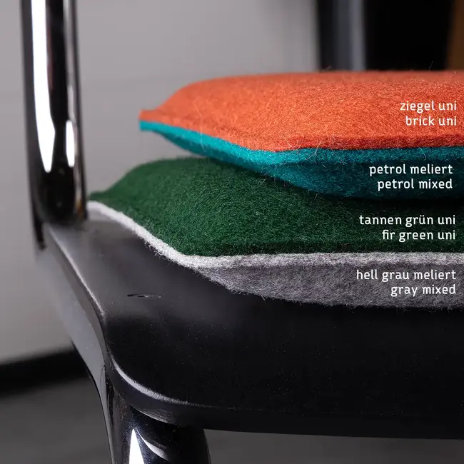 Seat cushion in felt for Thonet S 43