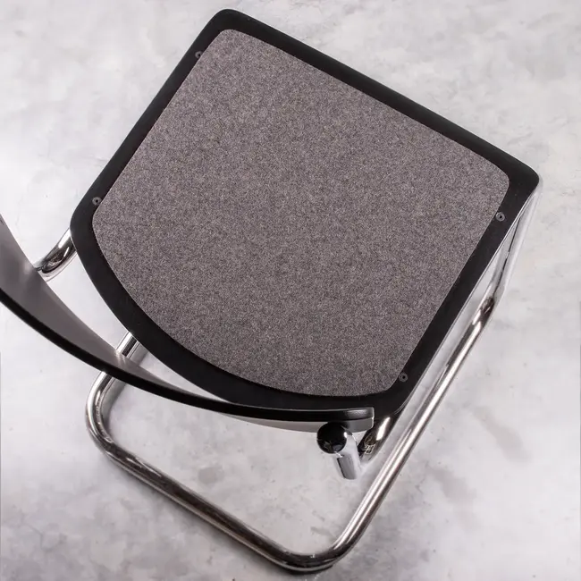 Seat pad of felt suitable for Thonet S 43