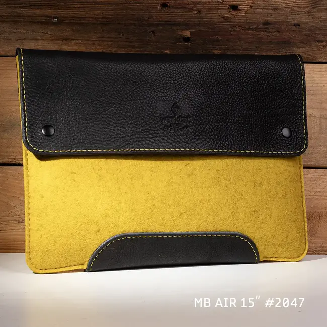 uniquely: MacBook Air 15 inch case